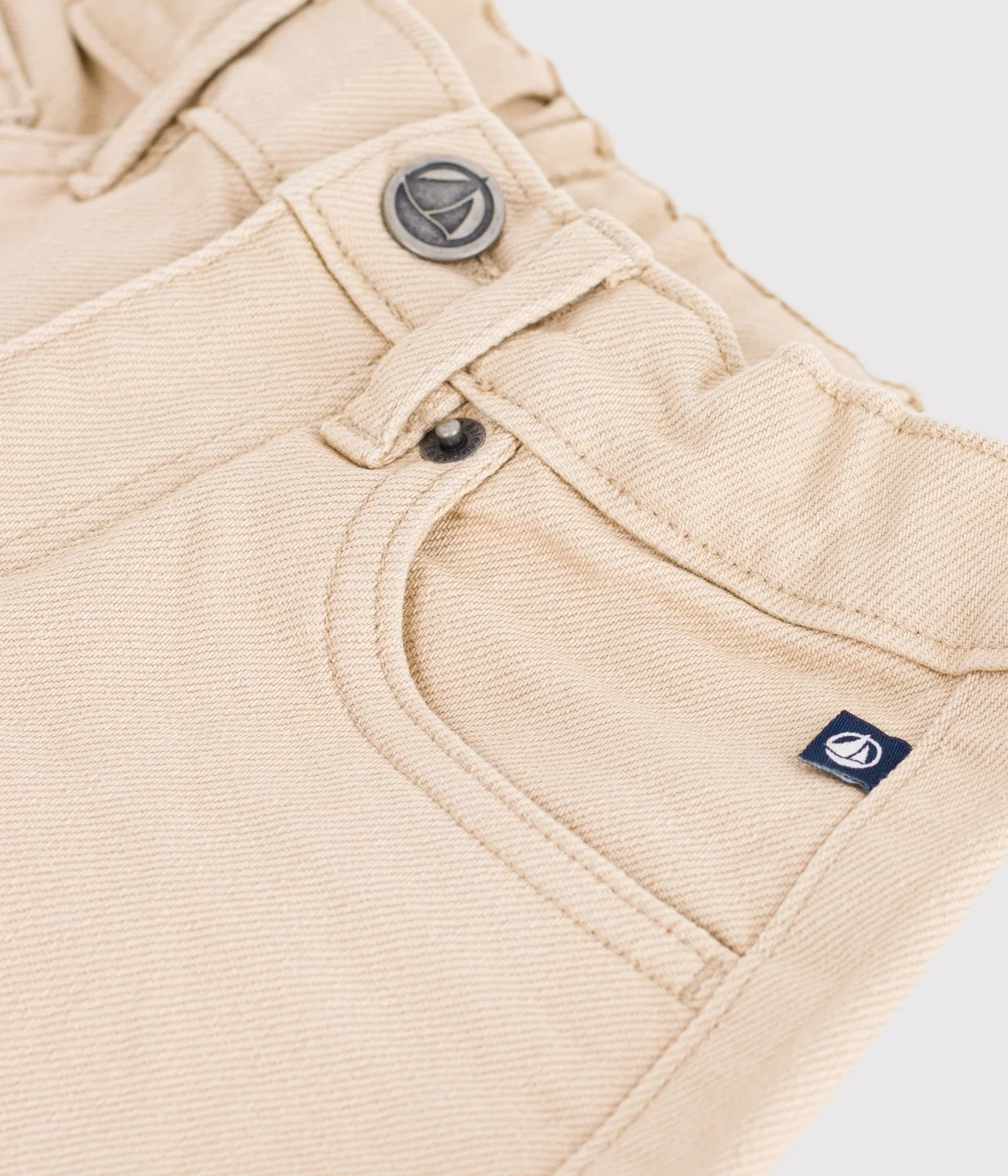Children's 5-pocket denim trousers.