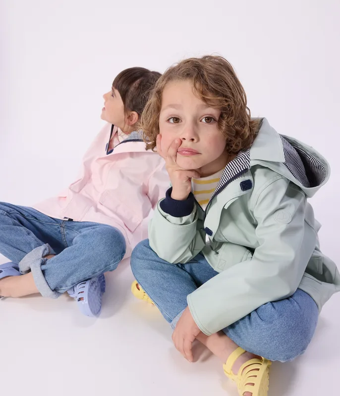 Children's iconic raincoat