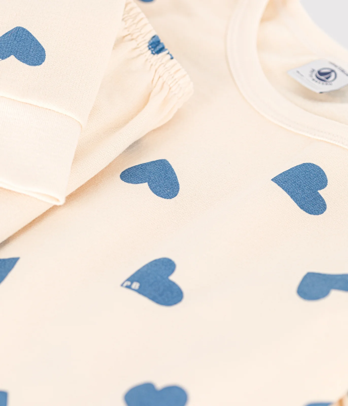 Children's pyjamas in heart print brushed fleece
