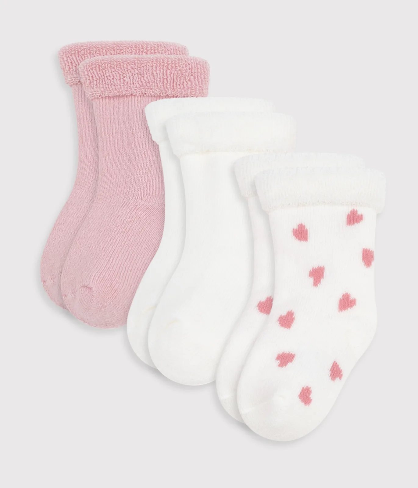 Pack of plain cotton socks for newborn babies