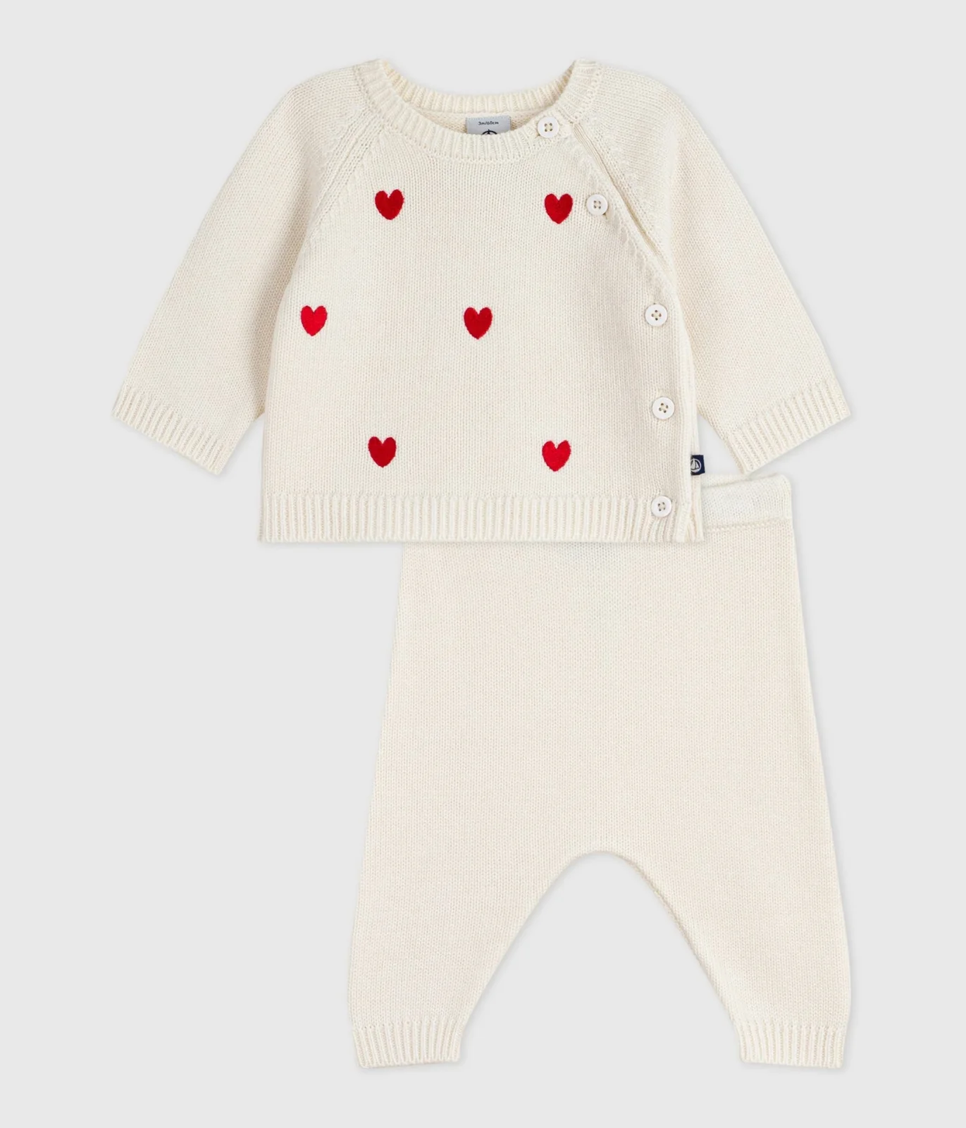 Babies' two-piece knitted outfit with embroidered hearts