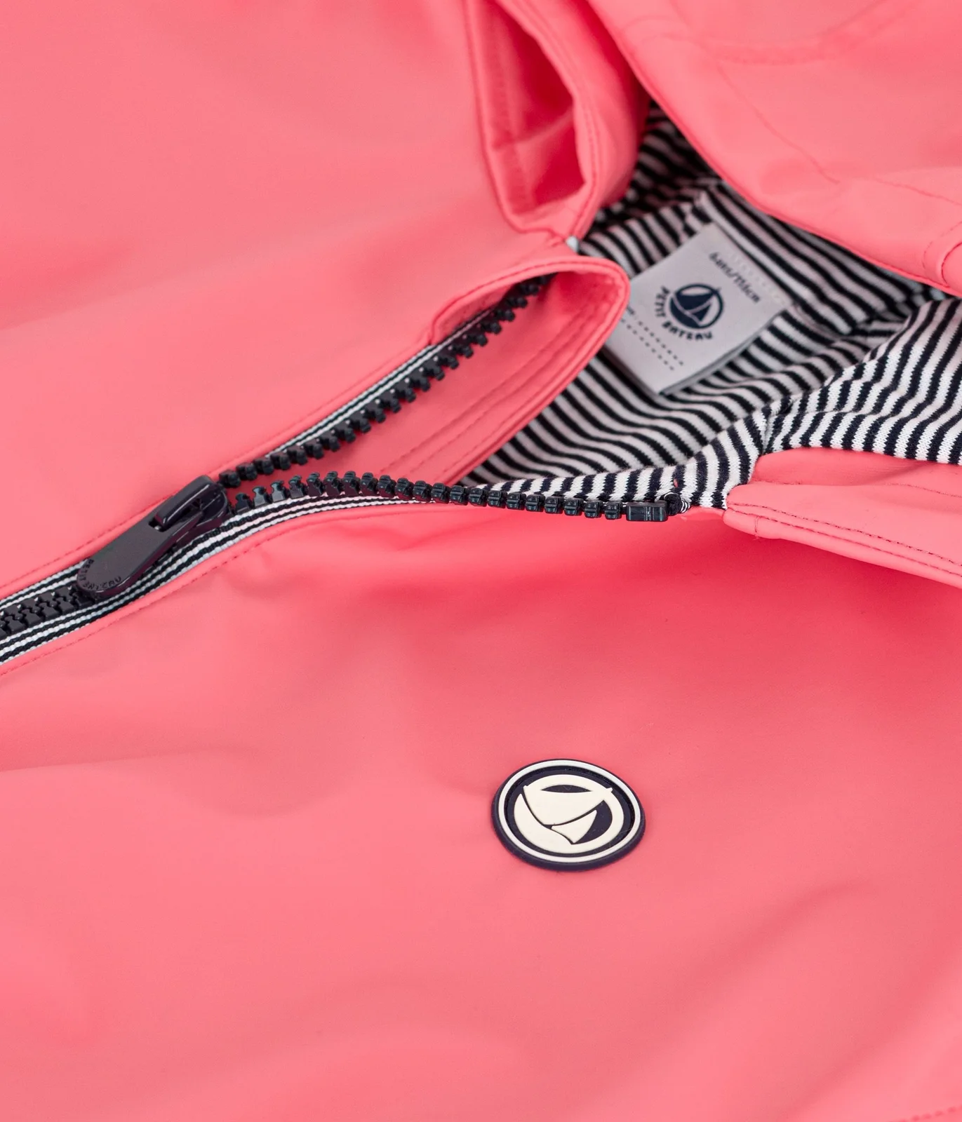 Children’s jacket in plain colour