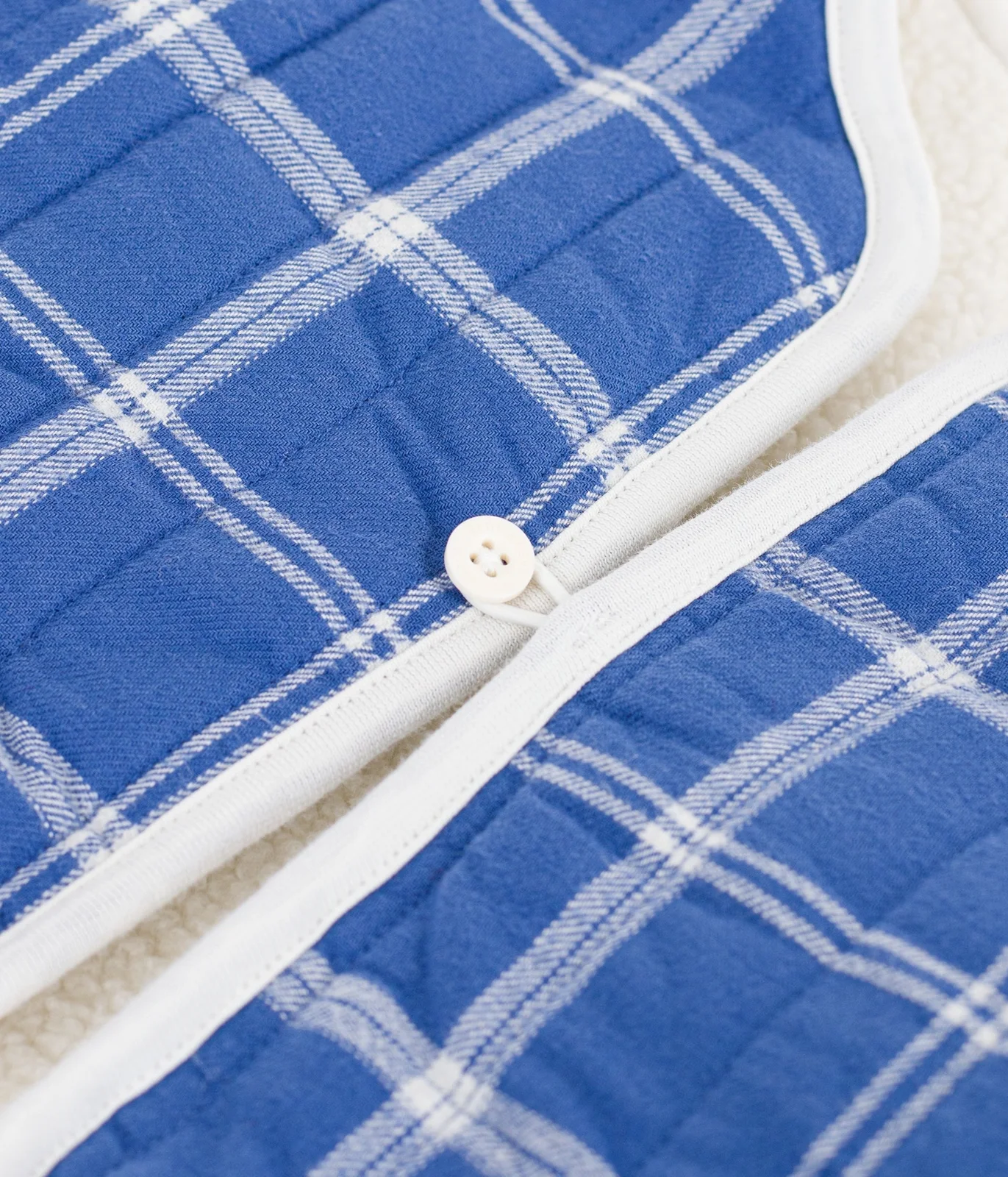 Babies' sleeveless checked flannel and sherpa cardigan