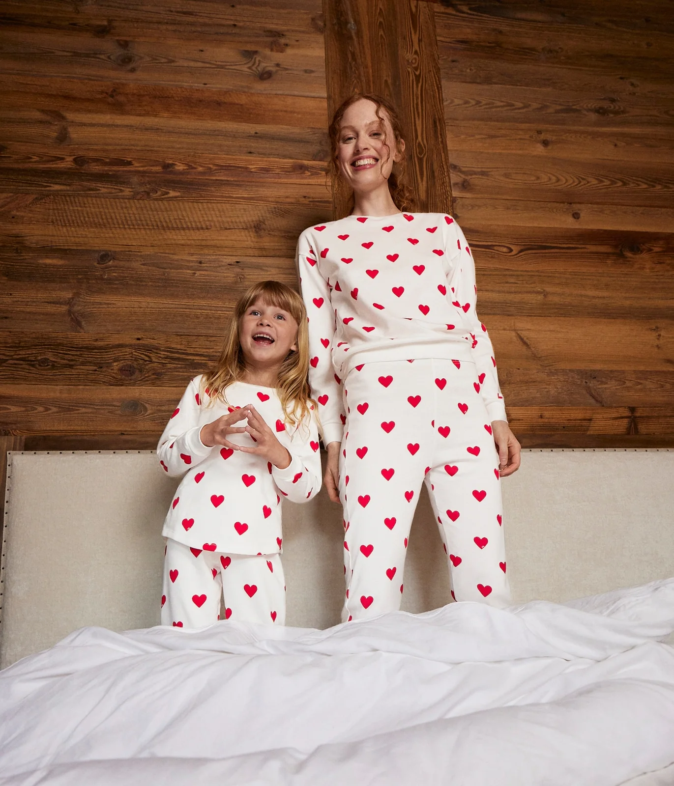 Children's cotton pyjamas with heart print