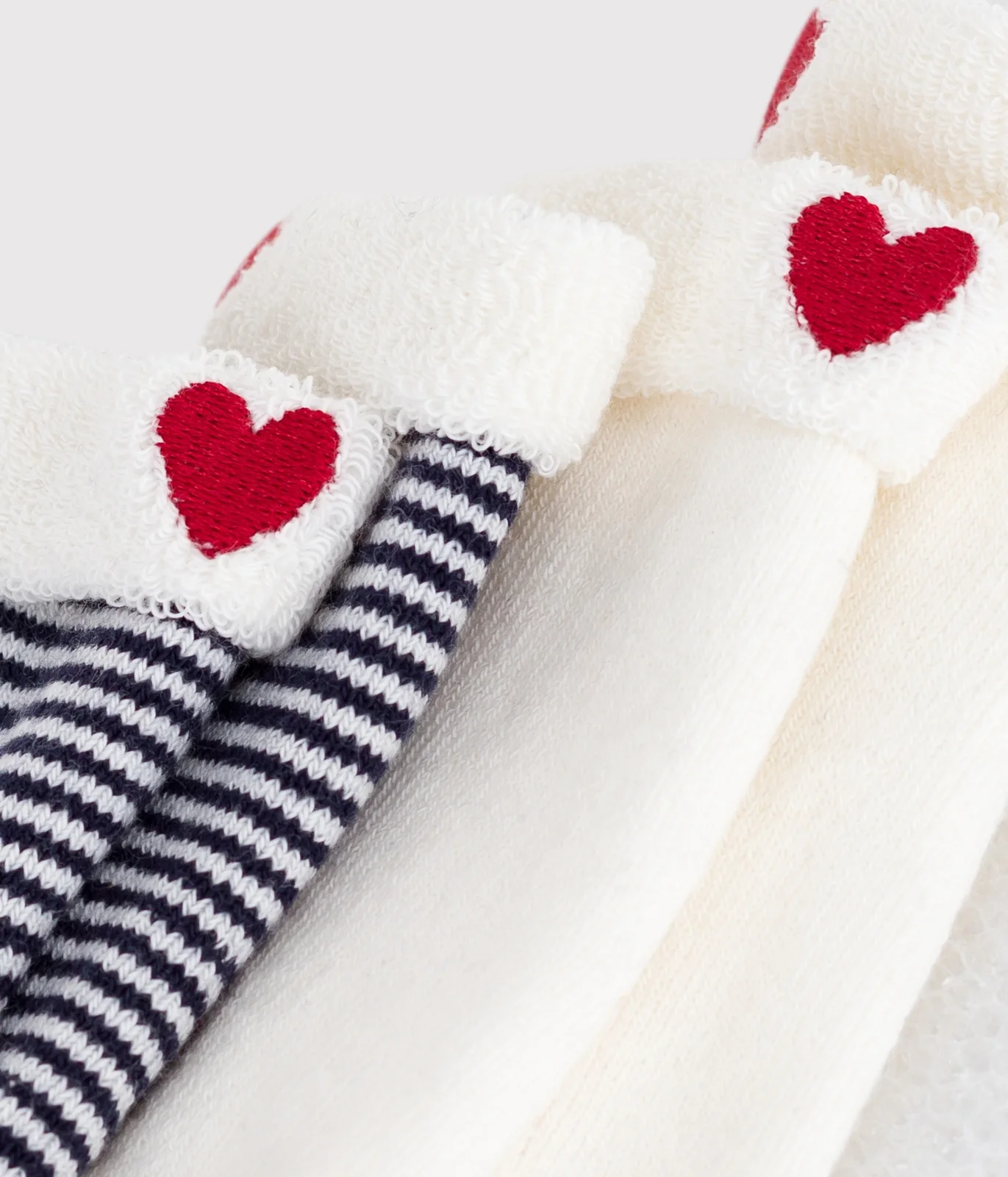 Pack of babies' embroidered cotton socks