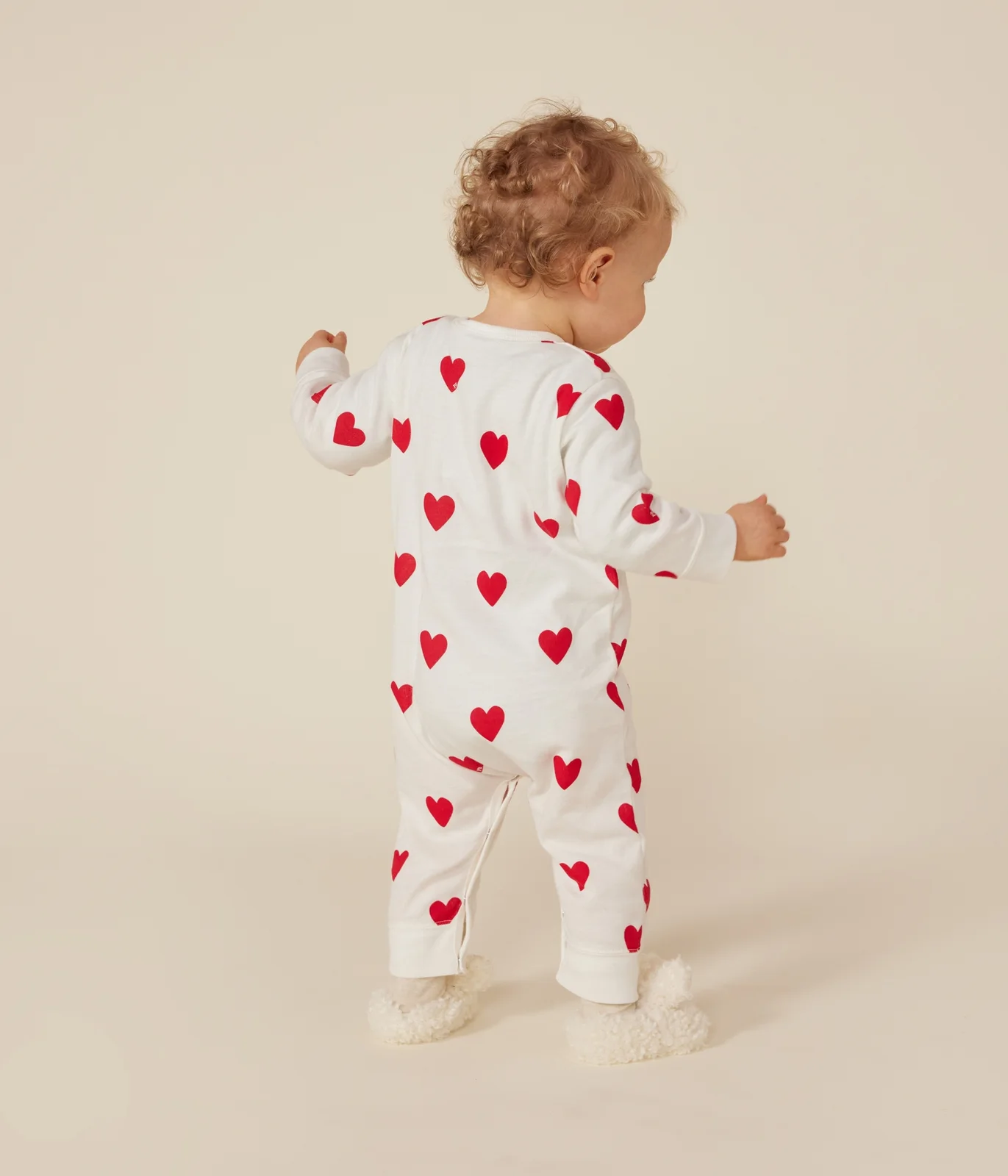 Babies' heart patterned footless cotton sleepsuit