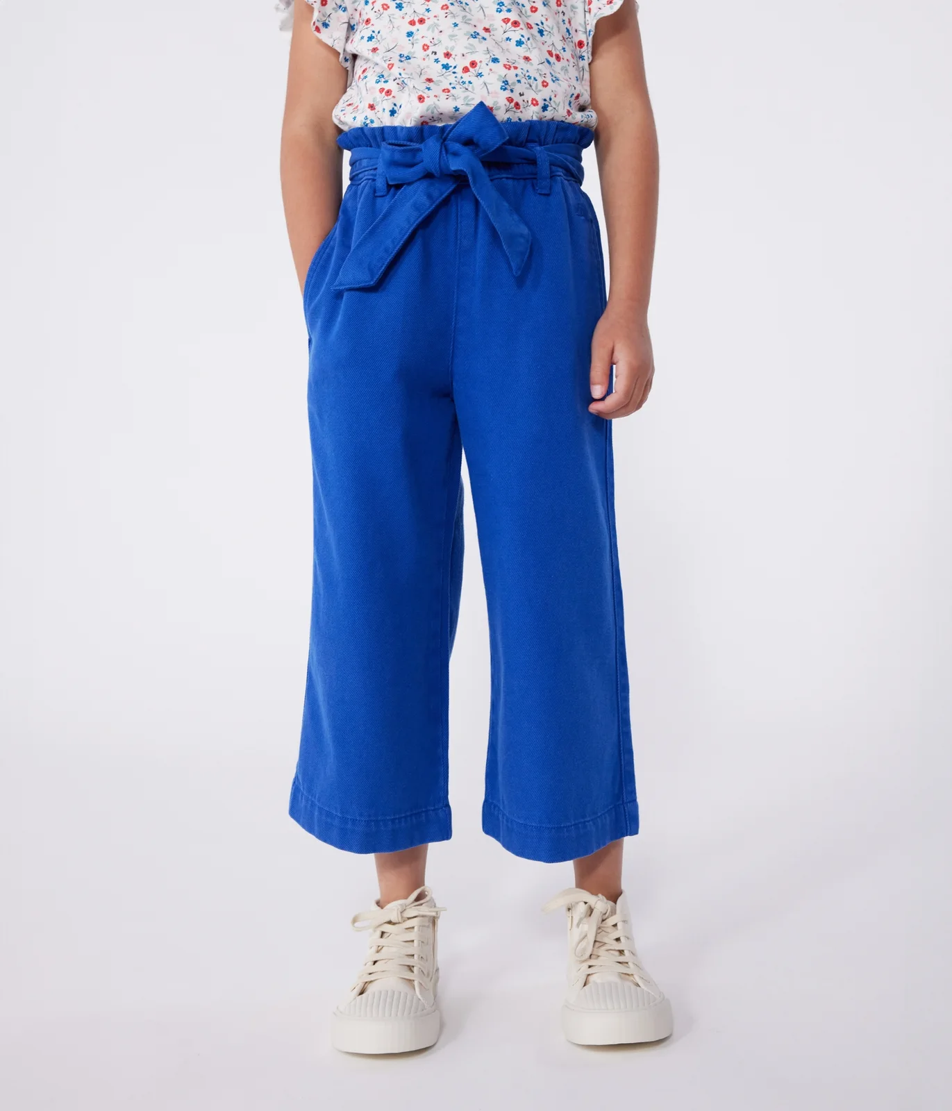 Children's cotton and Lyocell blend trousers.