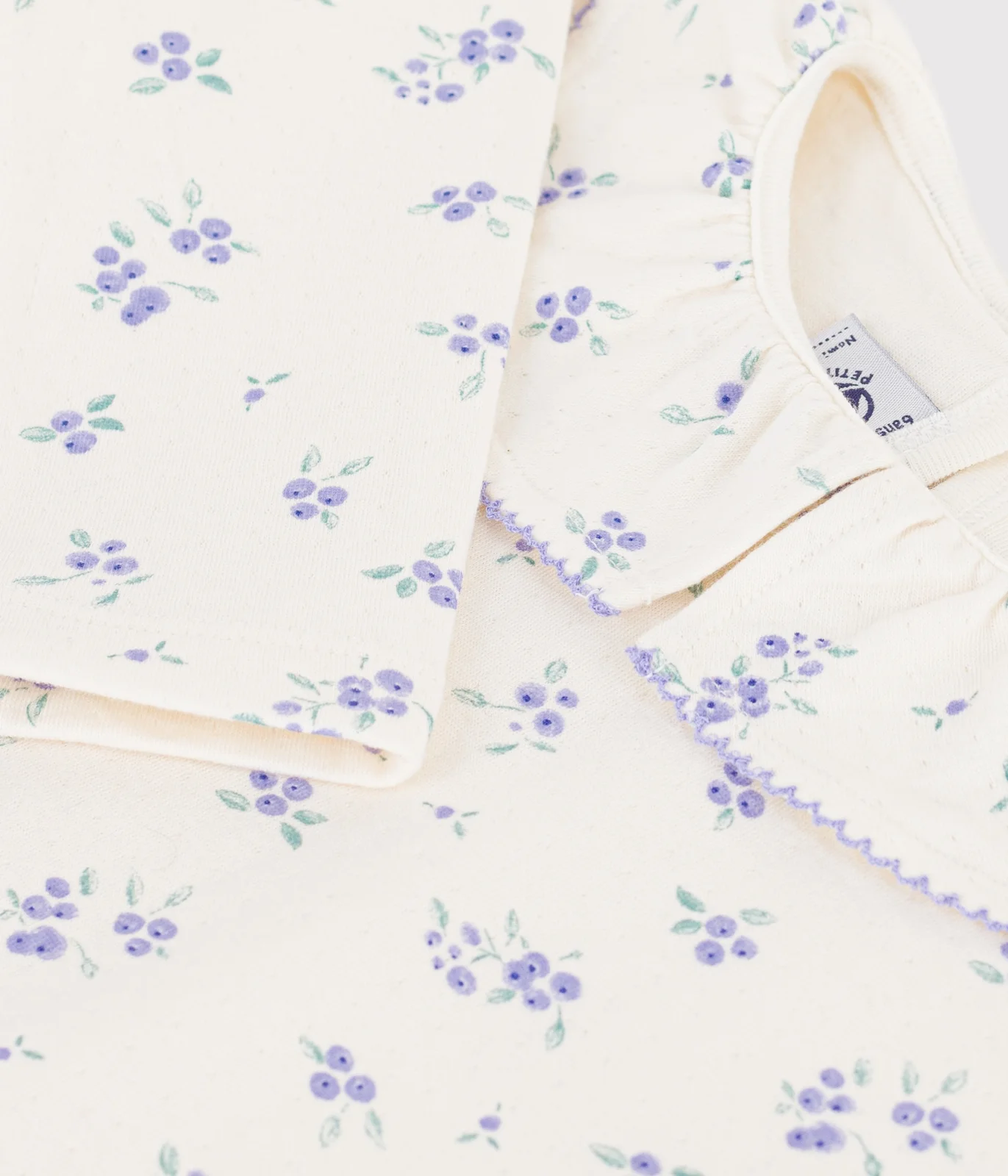 Children's long-sleeved floral T-shirt with a collar