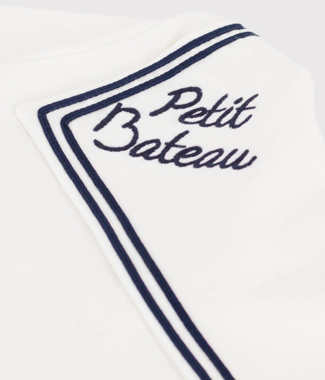 Children's long-sleeved plain cotton blouse with a collar