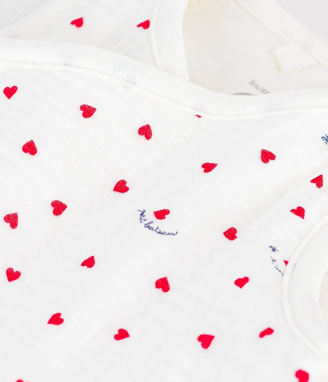 Babies' sleeveless cotton gauze cardigan printed with little hearts