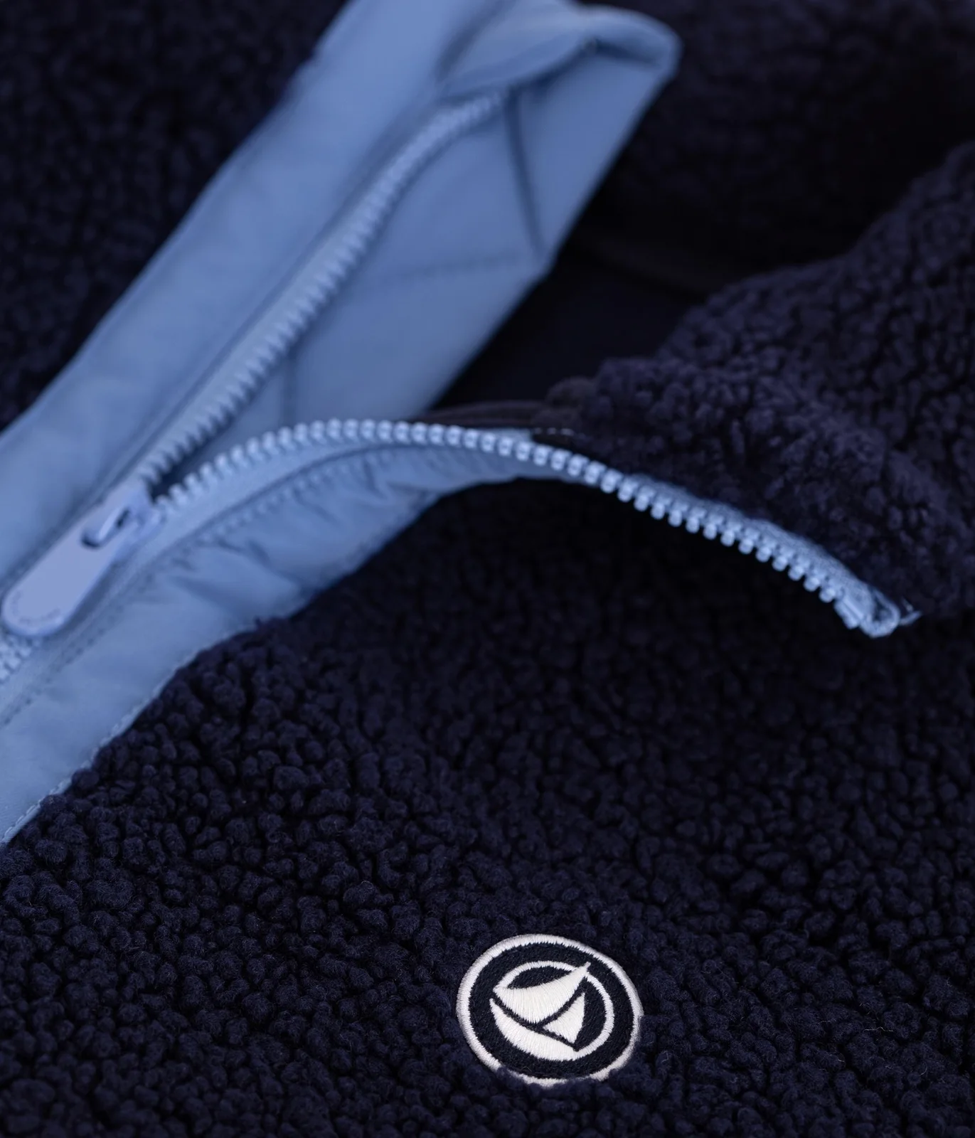 Children's jacket in plain colourblock sherpa