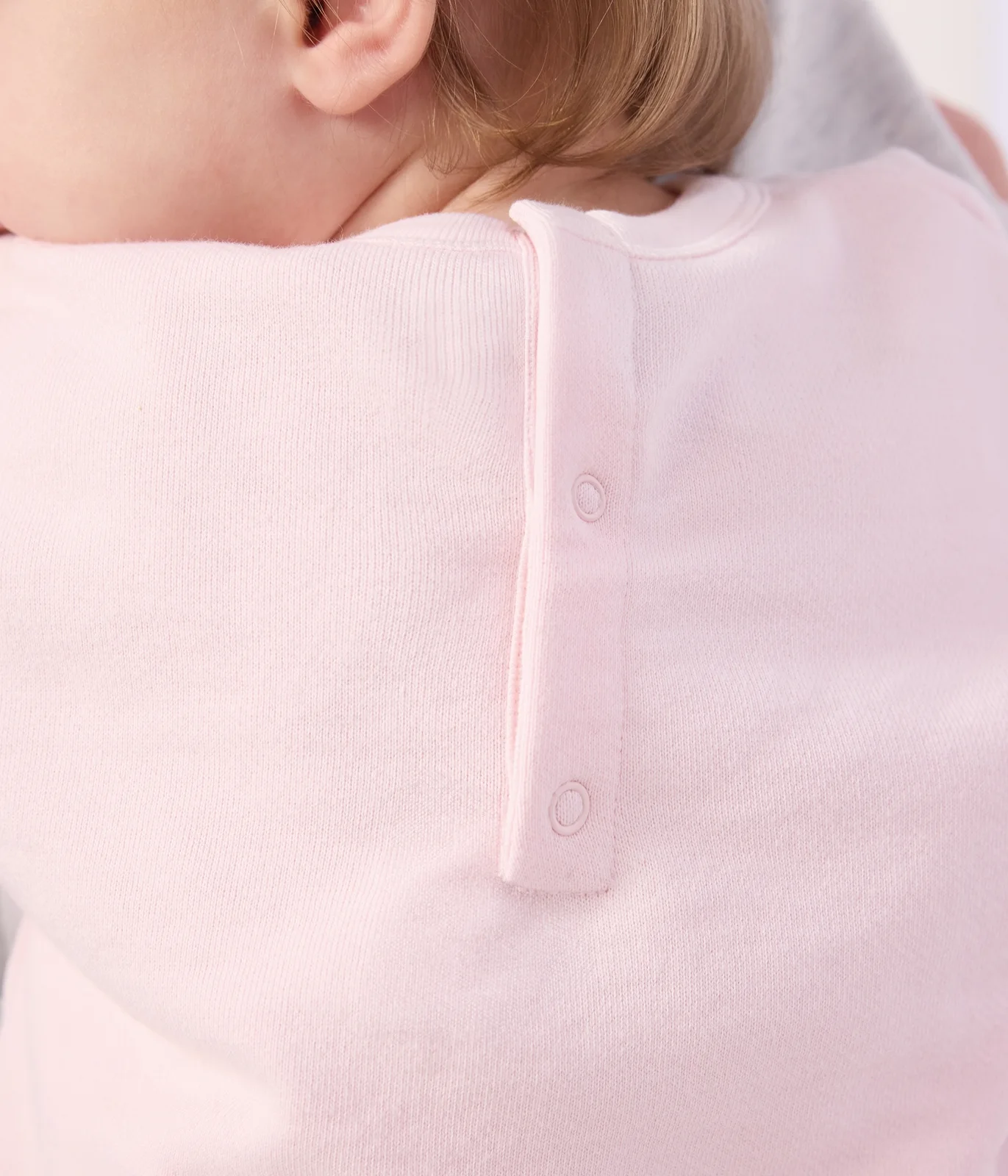 Baby cotton hooded sweatshirt with patterns