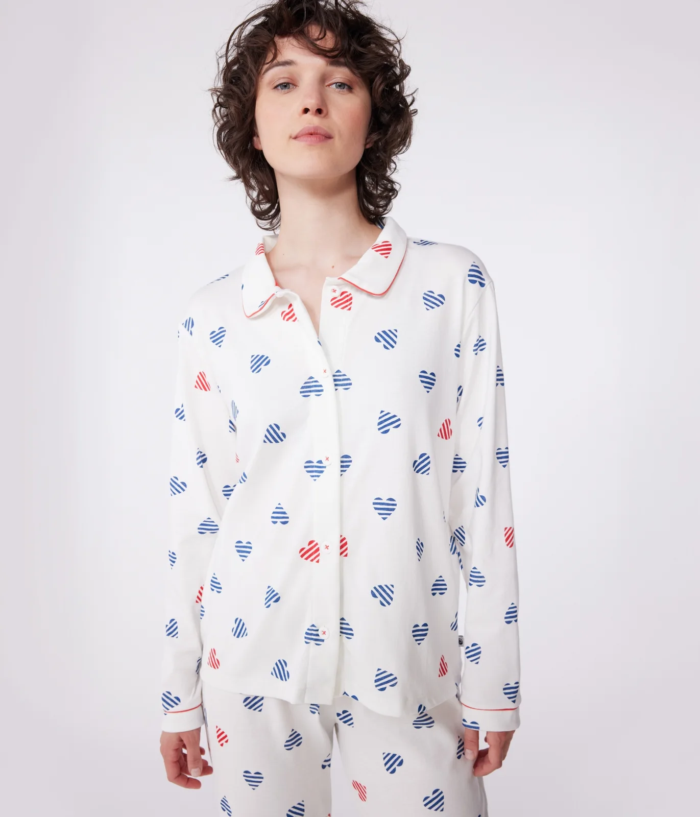 Women's buttoned cotton pajamas with heart print