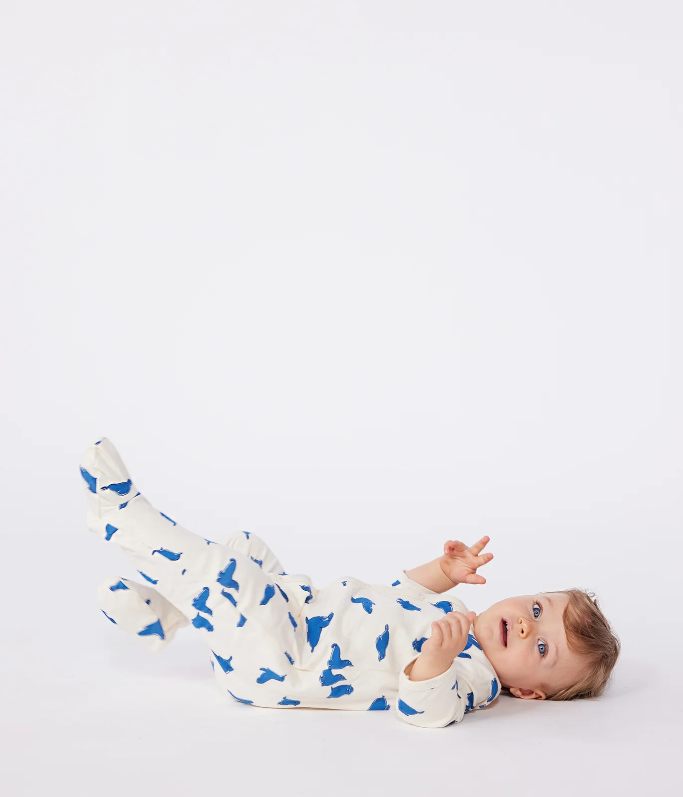 Babies' walrus pattern tube-knit pyjamas