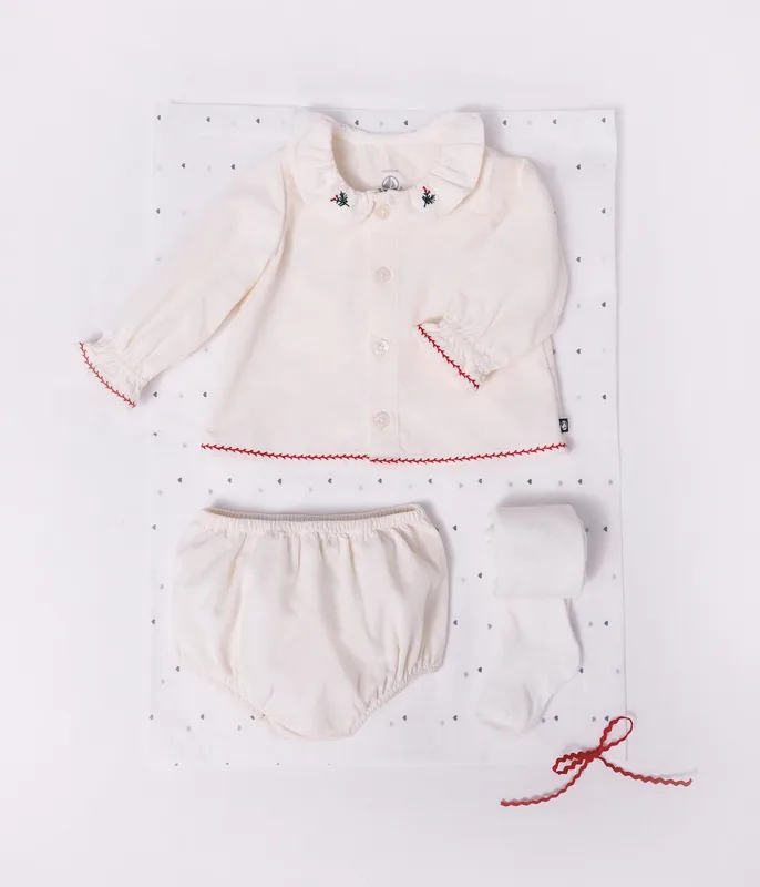 Babies' gift box with a blouse, bloomers and tights