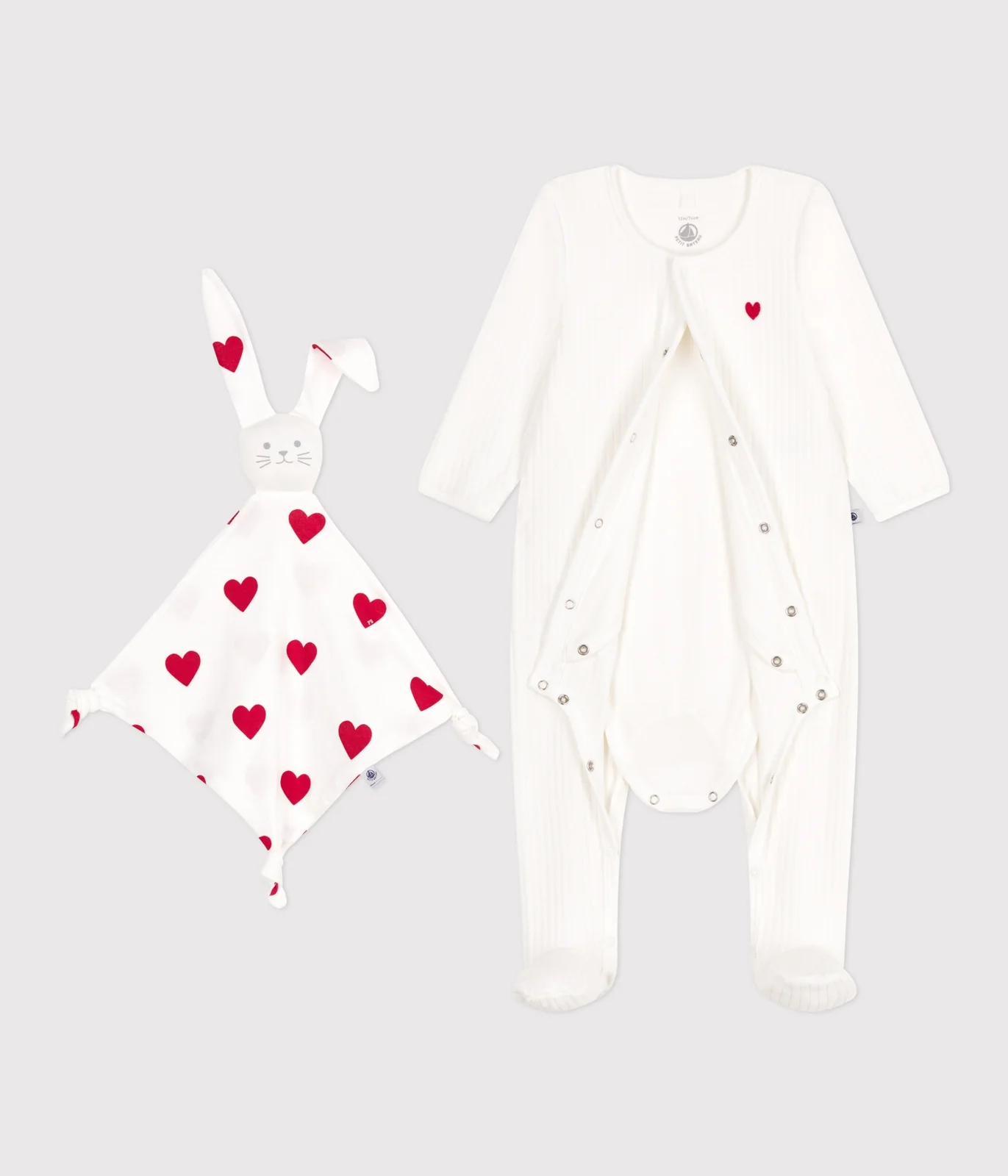 Newborn baby gift set in velvet