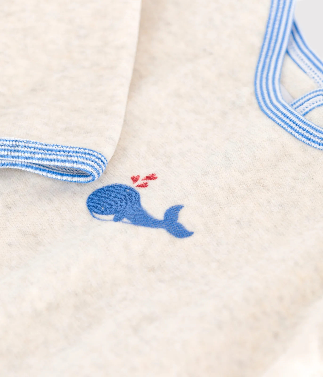 Babies' velour pyjama suit with a back opening