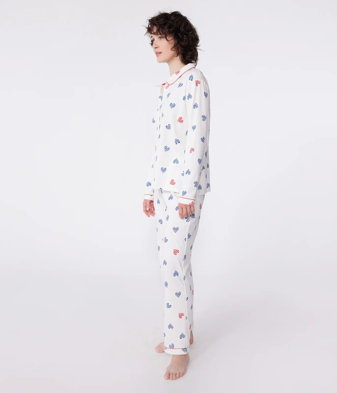 Women's buttoned cotton pajamas with heart print
