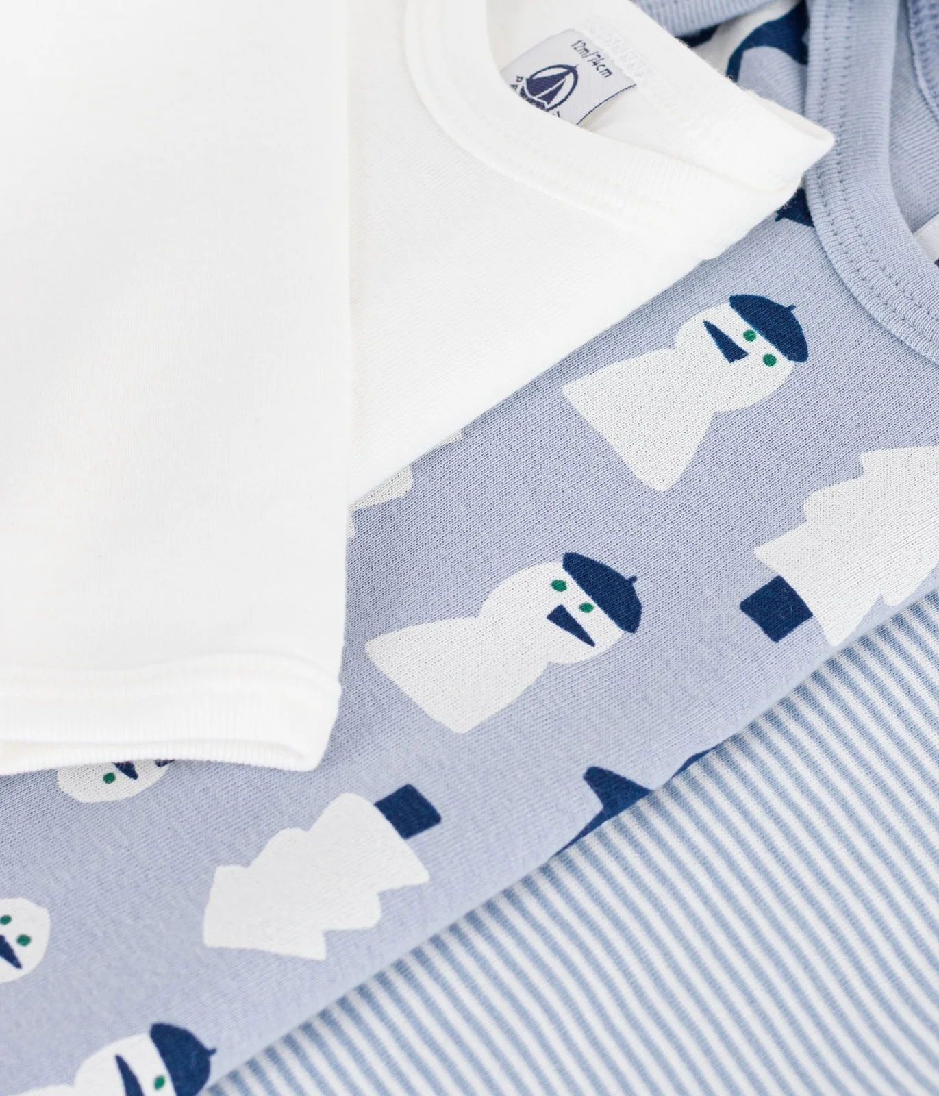 Pack of long sleeved snowman-print cotton bodies for babies