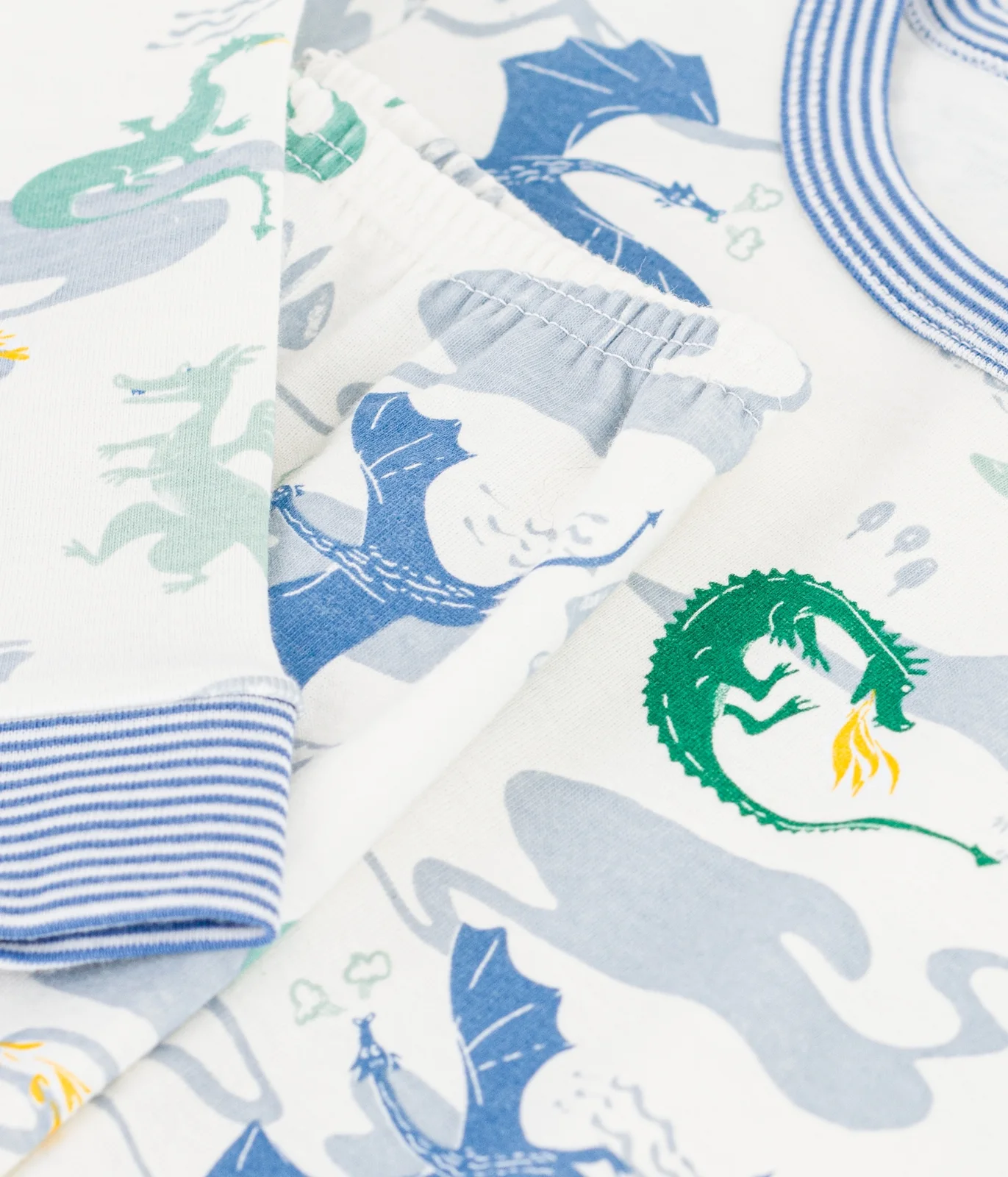 Children's snug-fitting printed cotton pyjamas